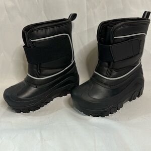 Member’s Mark Snow Boots, size 9/10